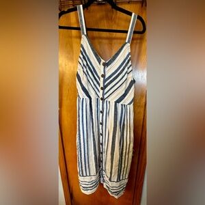 Universal Thread Blue and White Sleeveless Midi Dress